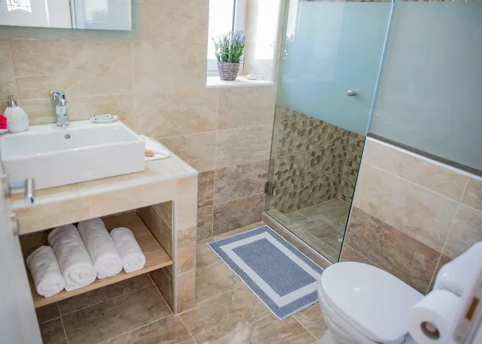 Stone Appartement Haraki